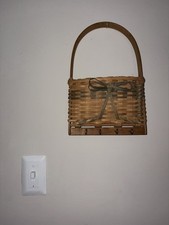 Cottagecore Vintage Basketville Mail Basket with 4x Brass Key Hooks picture
