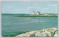 Hendrick's Head Lighthouse West Southport Maine Vintage Postcard picture