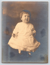 VINTAGE REAL PHOTO OLD ANTIQUE PICTURE IMAGE YOUNG BABY GIRL HAIR WHITE DRESS picture