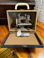 Vintage Singer Sewhandy Model 20 Toy Sewing Machine, Original Carry Case picture