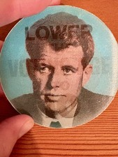 Vintage 1968 Anti Robert F Kennedy Vari-Vue Lenticular Flasher Disc Button picture