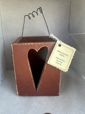 Primitive Heart Cut Out Wooden Box/ Tealight Holder With Handle Red picture