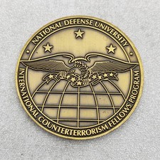 US NATIONAL DEFENSE UNIVERSITY CHALLENGE COIN picture