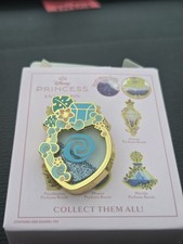 Disney Princess Perfume Bottle Liquid Glitter Filled Enamel Pin- Moana picture