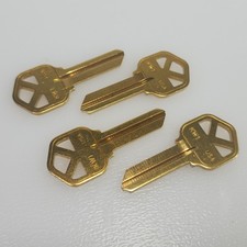 LOT Of 4 KW1 KEY BLANKS FITS KWIKSET SOLID BRASS MADE IN USA picture