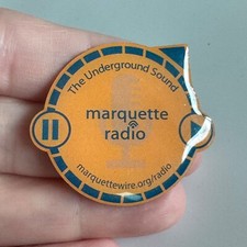 Vintage Marquette University Pin Golden Eagles Radio Underground Sound picture