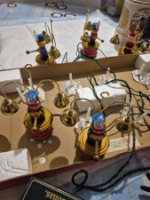 Vintage Mr. Christmas Santa’s Marching Band Musical Bells 35 Songs- Originalbox picture