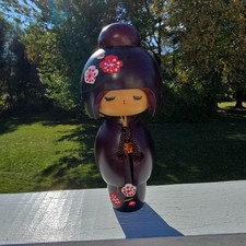 VIntage Kokeshi Wooden Japanese Doll For Good LuckHandpainted exc cond picture