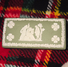 Wedgwood Jasperware Green Rectangular Trinket Box White Relief Scene Shamrocks picture