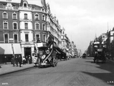 View of the quiet Oxford Street London in 1906 c1900 Old Photo picture