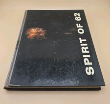 Spirit Of 62 USS Independence CVA-62 1962 Cv-62 Yearbook Book  picture