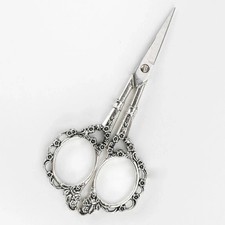 Antique Style Collectible Vintage Scissors Sewing Ornate Handle Thread Rare picture