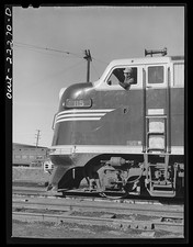 Winslow Arizona 1943 Santa Fe Diesel Freight Locomotive Fireman Roundhouse picture