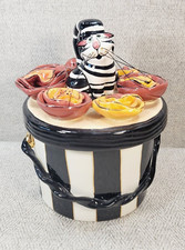 Lynda Corneille SWAK Clancy Cat Canister Black White Kitty Flowers Ceramic 2004 picture