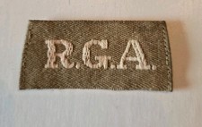 Original WW1 Royal Garrison Artillery Slip-On Cotton Shoulder Title picture