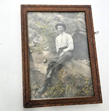 Antique Hand Colored Photo Of Dapper Man In Nature Carved Wooden Frame 6x8 picture