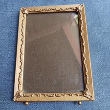 VTG Art Deco Style 5x7 Easel Picture Frame Shabby Chic Chippy Paint Gold Paint picture