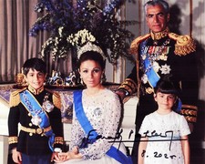 Farah Pahlavi signed autographed 8x10 photo Shah Last Queen Empress of Iran picture
