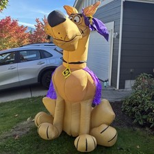 2004 Gemmy 7’ Tall Scooby Doo Witch Halloween Giant Airblown Inflatable Lighted picture