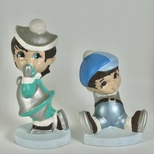 Vtg Gare Inc 1972 Plaster Mold Boy & Girl Figurines Ice Skating Hand Painted picture
