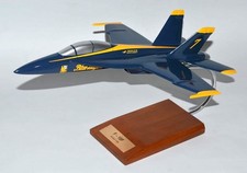 USN McDonnell Douglas F-18F Hornet Blue Angels Desk Top 1/48 Model SC Airplane picture