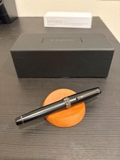 Sailor Fountain Pen Professional Gear Imperial Black Fine(excellent condition) picture