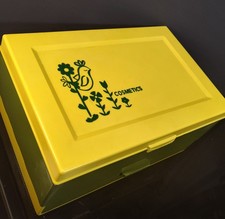 Vintage 70s Retro Avocado Green Yellow Plastic Cosmetics Vanity Case Bird picture