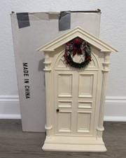 Byers Choice Ltd 1998 Vintage White Front Door with Christmas Wreath 20.5