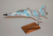 USN Northrop F-5E Tiger II Aggressor VFC-111 Desk Display Model 1/36 SC Airplane picture