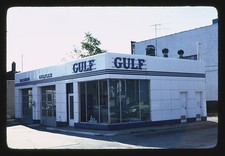 Photo:Port Chester New York 1976 Gulf Gas Station Storefront picture