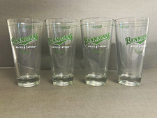 Bennigan’s True Pint Glasses Set of 4 Slainte Grill & Tavern Vintage 1998 picture