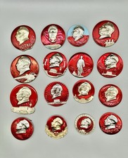 Rare Cultural Revolution Mao Badge Collection 文革毛主席像章收藏套组（55个） picture