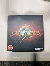 Salesone DC The Flash ring and logo Set GameStop Exclusive Glow Dark #3008/10000 picture