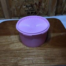 Tupperware  Servalier 298-3 810 Light Blue picture