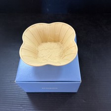 Wedgwood Jasperware 5” Textured Raised Doric Ivy Bowl Dish, & Box Yellow picture