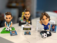 ZURU Ballers Lionel Messi Soccer Figure Set FIFA World Cup picture