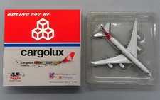 JC Wings 1/400 Cargolux Boeing 747-8F Diecast Model LX-VCM #XX4709 Used Mini Car picture