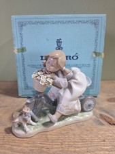 Lladro 5679 In No Hurry Porcelain Figure With Orignal Box Receipt COA picture