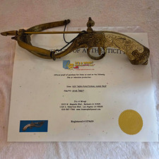 Star Trek Prop It's A Wrap COA  Voyager Non Functioning Hand Cross Bow Rubber picture