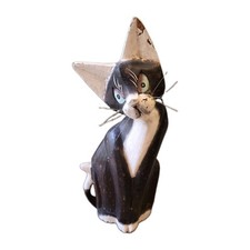 Vtg Hand Carved Cat Folk Art Cottagecore Wood Kitsch Figurine Granny Chippy Cat picture