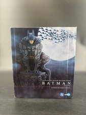 Kotobukiya ArtFX Batman Keiji Iwakura Painted Porcelain Statue Ltd 1269/2800 picture