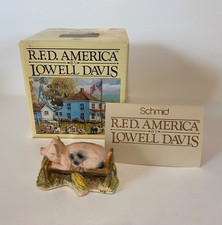 Vtg Schmid RFD America Lowell Davis Not A Sharing Soul Pig Figurine Box & Paper picture