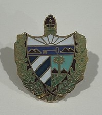 Pin Cuba Cuban Collectible Vintage Havana Habana Pin Pinback Escudo Shield picture