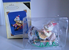 HALLMARK Keepsake - TOYMAKER SANTA - Repaint - 2005 - 6th In Series - RARE picture