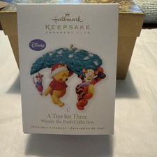2010 Hallmark Keepsake WINNIE THE POOH A Tree For Three Ornament picture