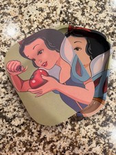 Premium Rolling Tray Ash Tray Magnet Lid Snow White Apple 7inx5.5in picture