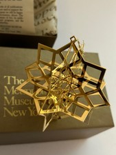 MMA Metropolitan Museum of Art Gold Plated 3D Interlocked Stars Ornament Rare picture