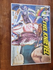 VINTAGE RARE EVEL KNIEVEL 1974 PAINT AND CRAYON SET HASBRO ORIGINAL SEALED BOX picture