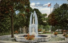 National Soldiers Home Fountain Milwaukee WI vintage postcard d58 picture