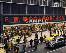 1954 WOOLWORTH'S on 34th Street  5x7 Borderless Photo (231-U) picture